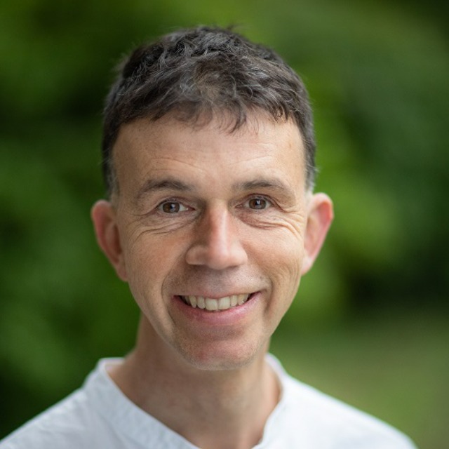 Dr David Mills