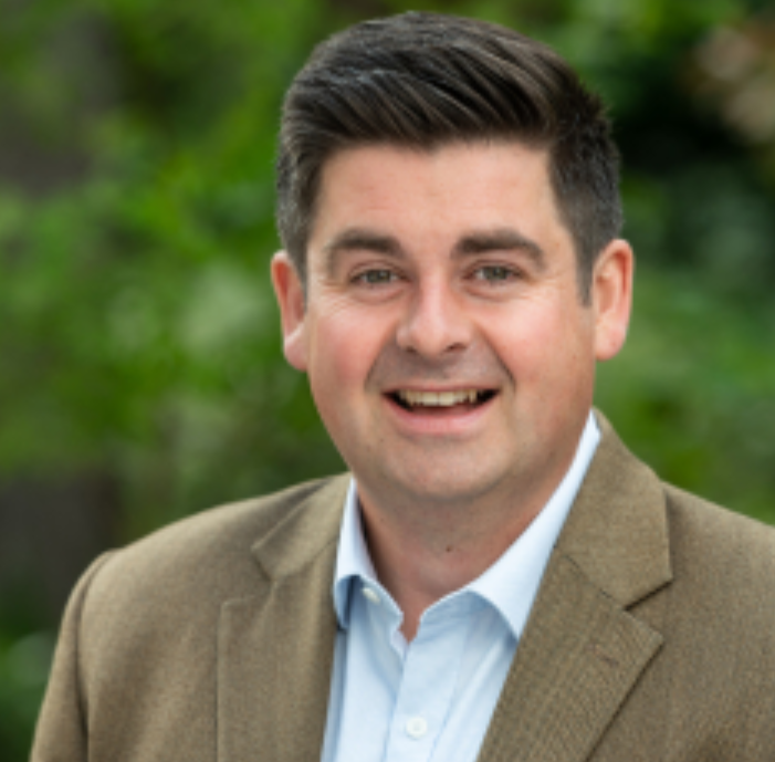 Dr Steve Puttick